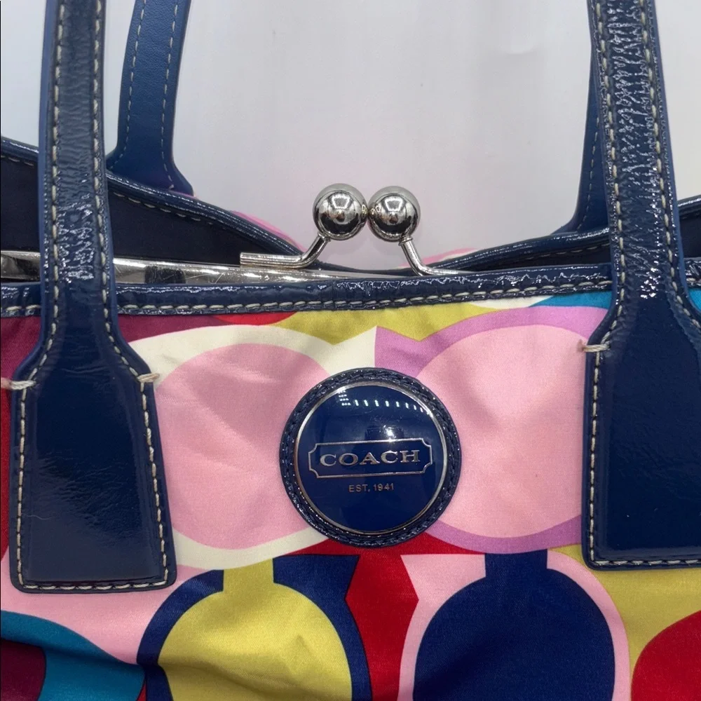 Coach Colorful Signature Scarf Print Framed Carryall Shoulder Kiss Lock Bag - Picture 2 of 12